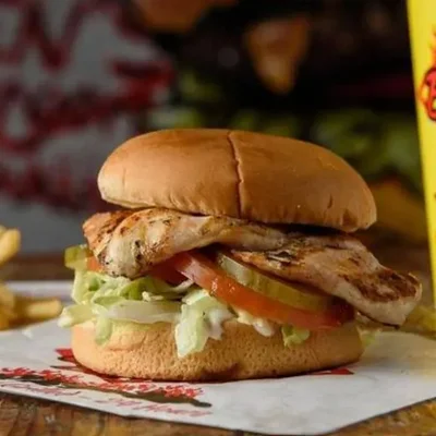 Grilled Chicken Sandwich - Tender grilled chicken sandwich